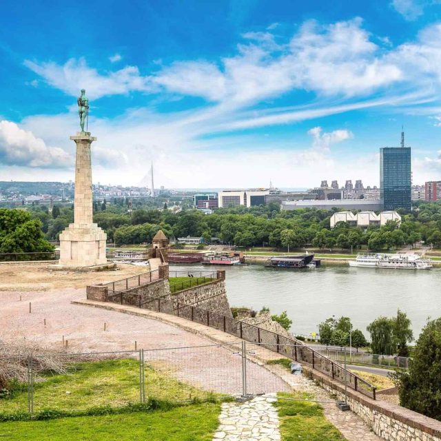 https://islandtreasurehuntbahamas.com/wp-content/uploads/2018/09/destination-belgrade-06-640x640.jpg
