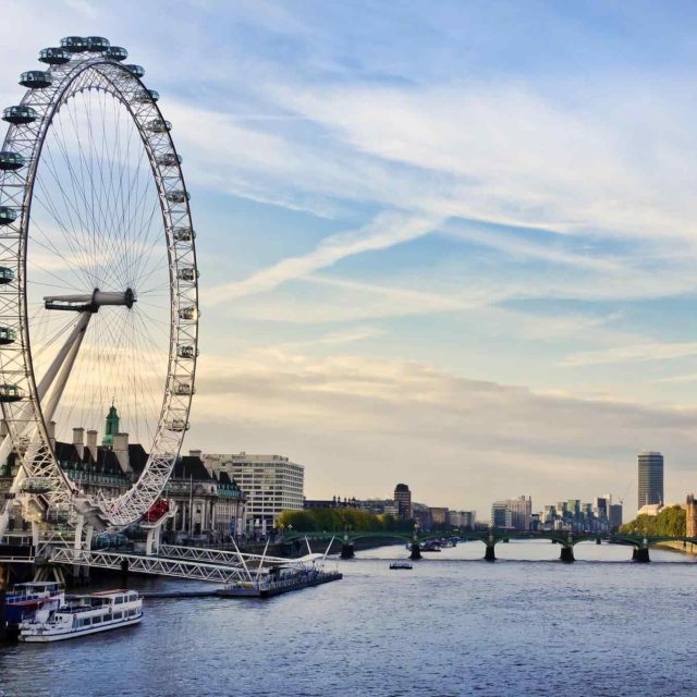 https://islandtreasurehuntbahamas.com/wp-content/uploads/2018/09/destination-london-01-640x640.jpg