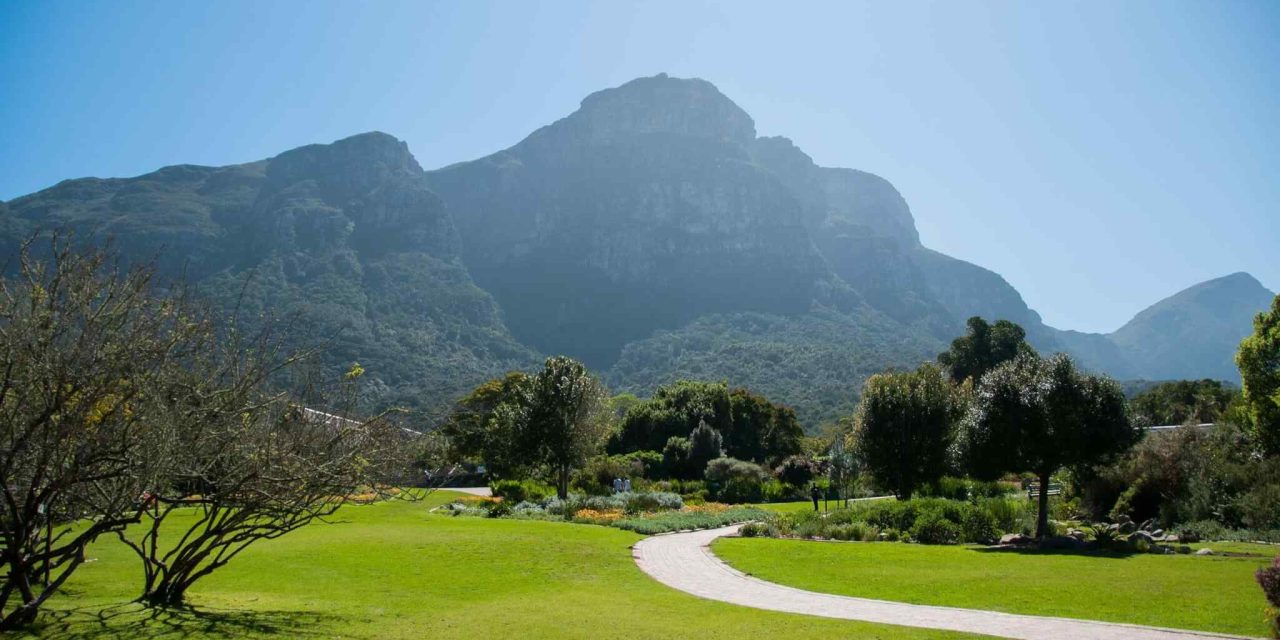 https://islandtreasurehuntbahamas.com/wp-content/uploads/2018/09/tour-capetown-03-1280x640.jpg
